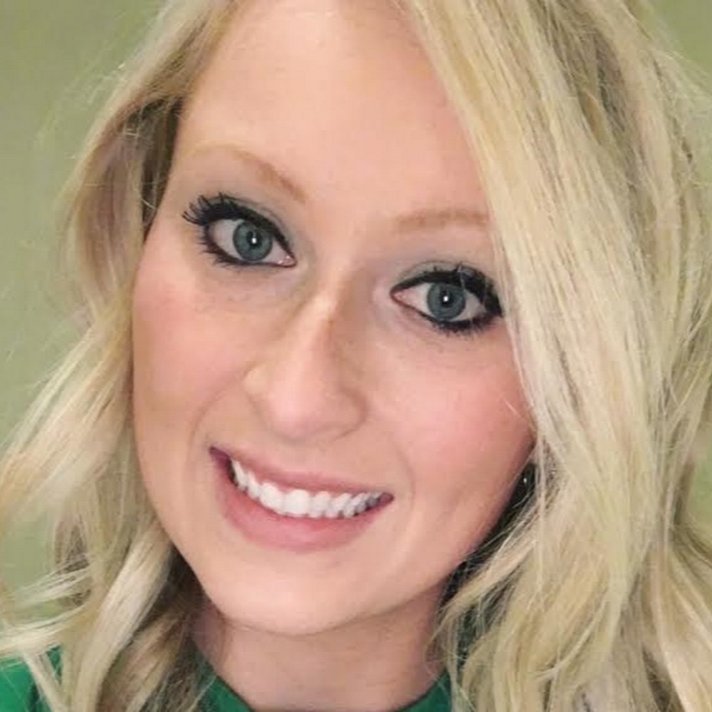Meet your Posher, Shana